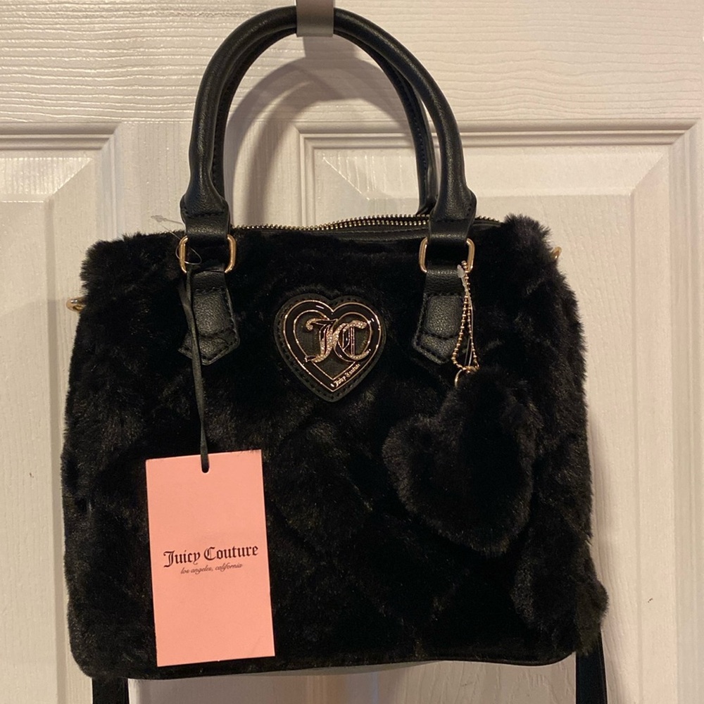 BNWT JUICY COUTURE VIRAL Let's Get Cozy Furry Black Satchel Crossbody